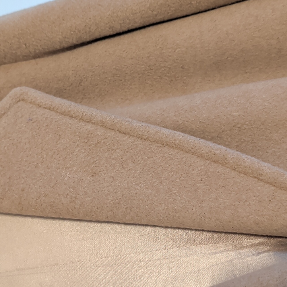 Stunning Coat! Elegant Tan Camel Women's Long Outercoat - Royal, Vintage Piece ! - Picture 16 of 16